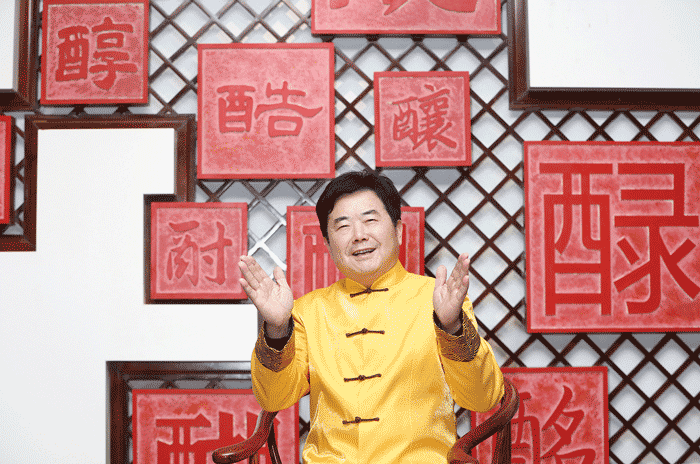 【酒业经理人】多重身份的倪永培，今天来谈谈他的“中国酿酒大师”