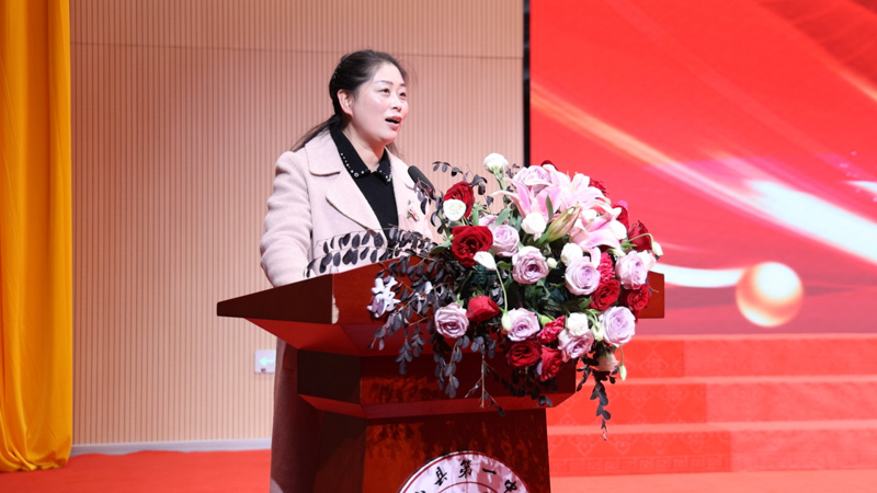 1765336171938015.jpg 英山县人民政府副县长黄伟同志致欢迎辞.jpg